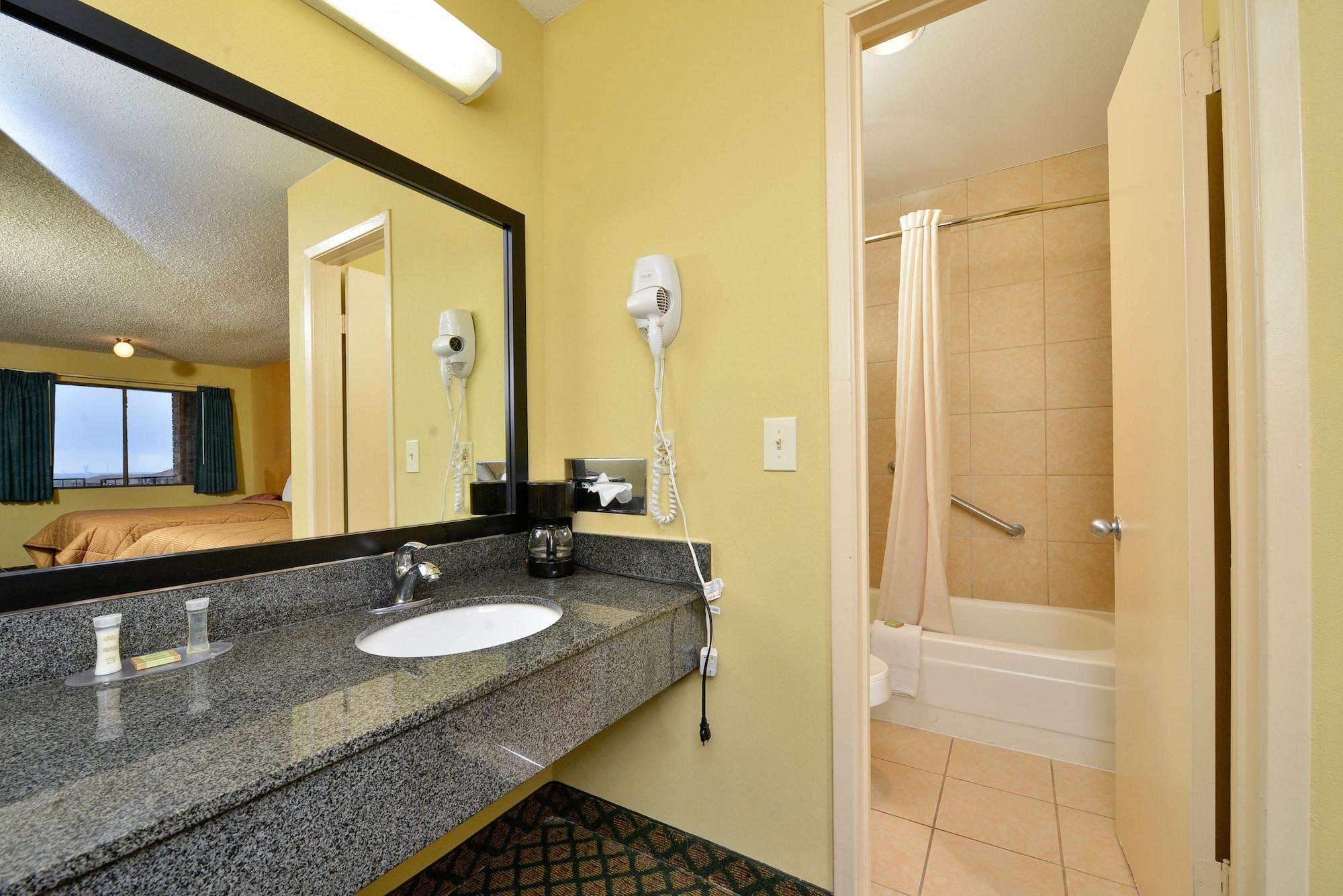 Super 8 By Wyndham Universal City Exterior foto