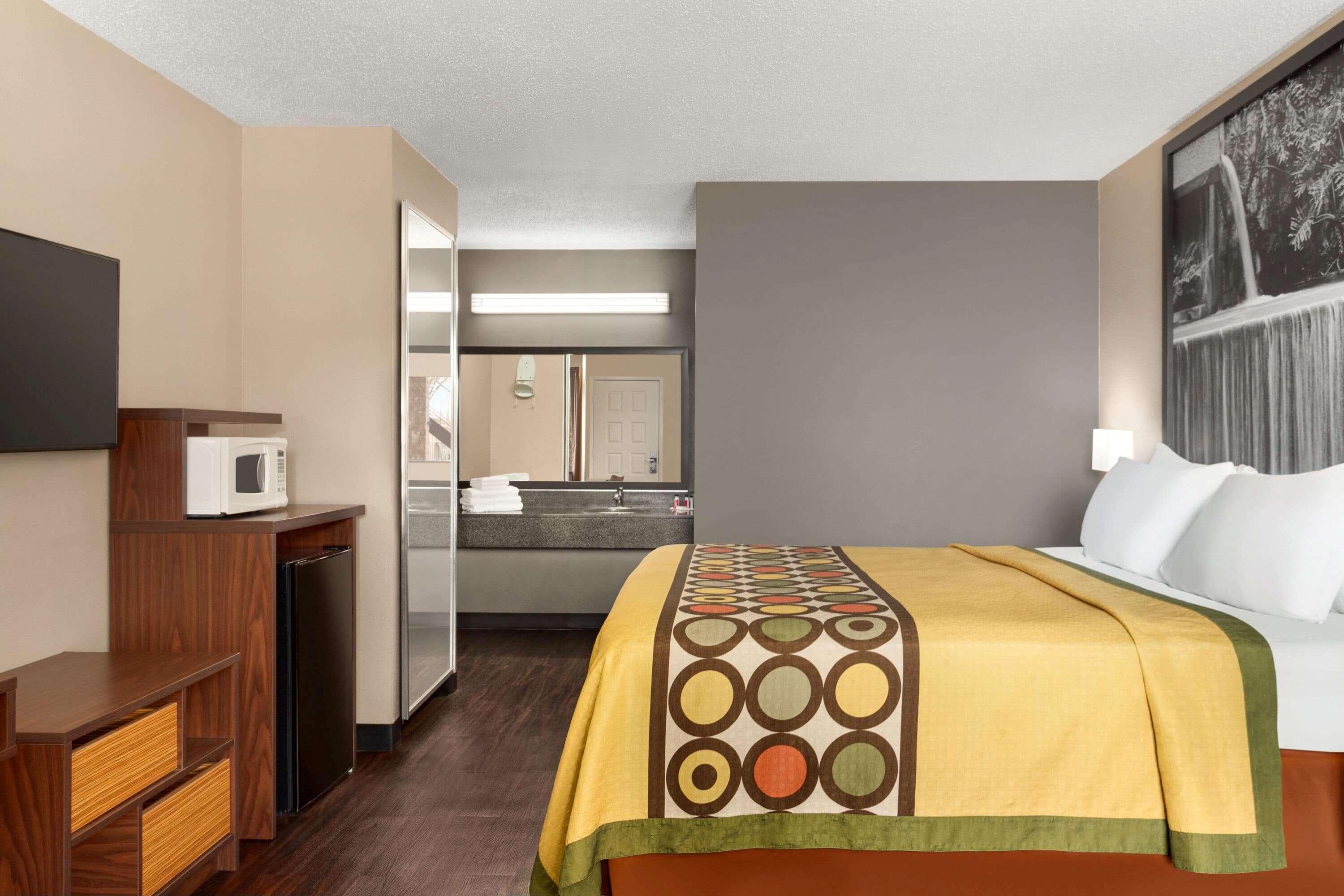 Super 8 By Wyndham Universal City Exterior foto